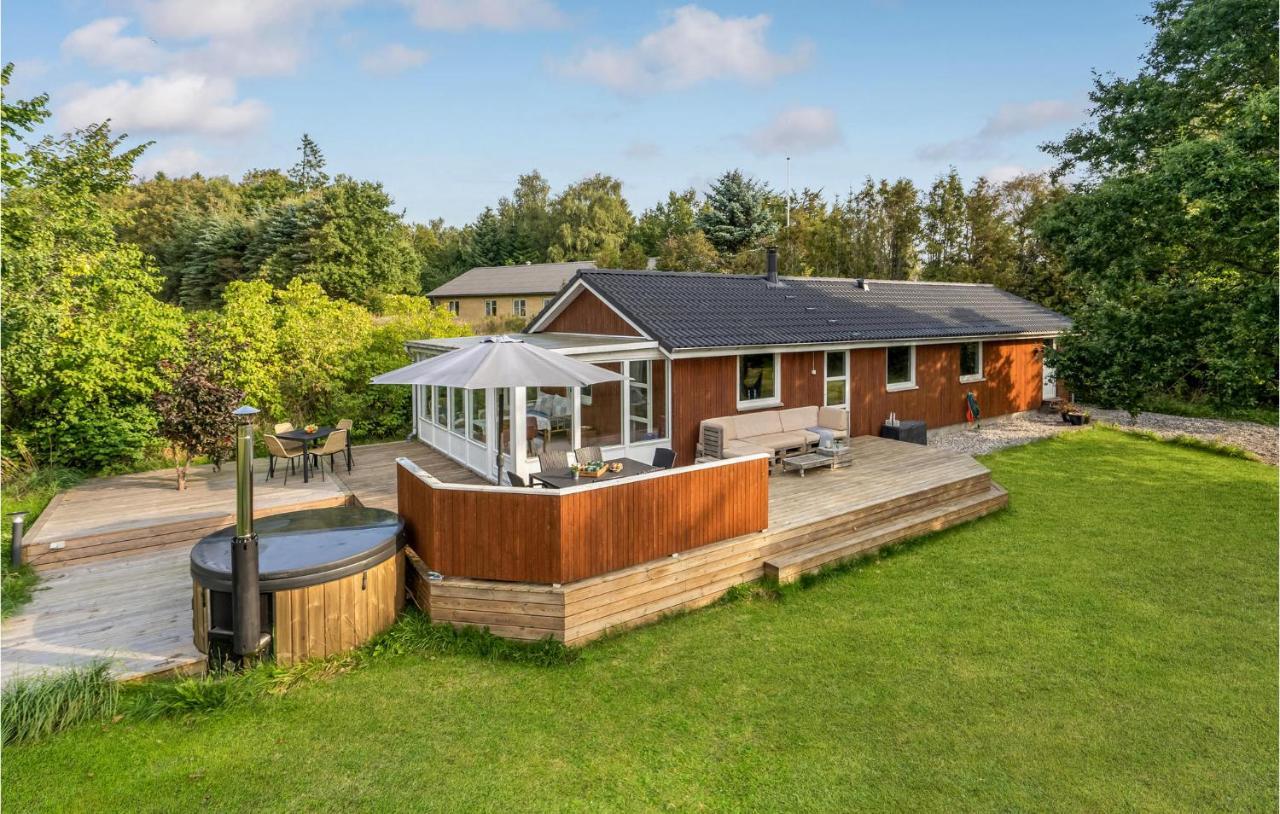 Nice Home In Havndal With Kitchen Esterno foto